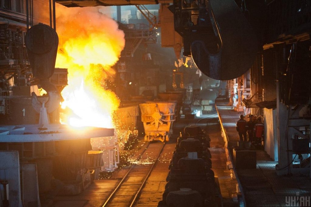 Внаслідок російської атаки в Україні зупинився металургійний гігант