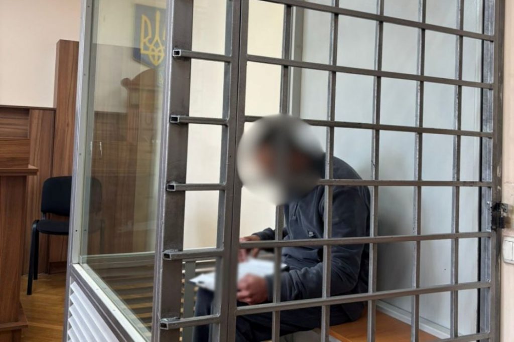 Перед судом постане одесит, який кілька років ґвалтував малолітню племінницю та знімав порновідео