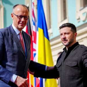 Мерц заявив, що Німеччина сприятиме поверненню військовозобов’язаних чоловіків в Україну