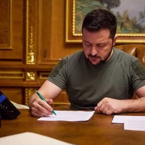 Президент підписав укази про запровадження нових санкцій проти рф